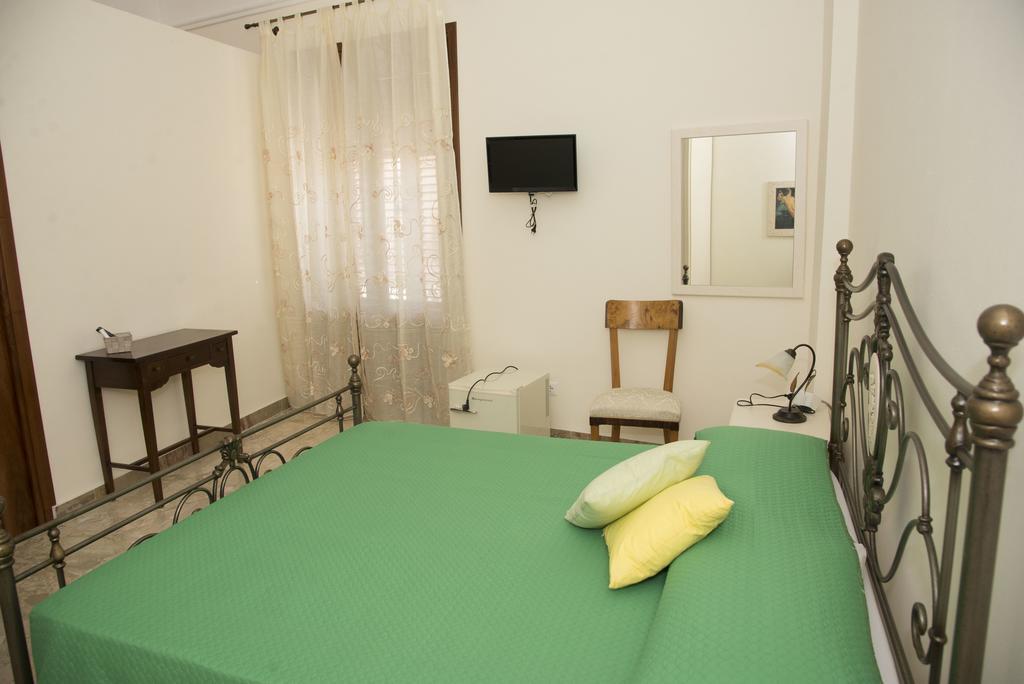 Palazzo Graziano Otel Terrasini Dış mekan fotoğraf